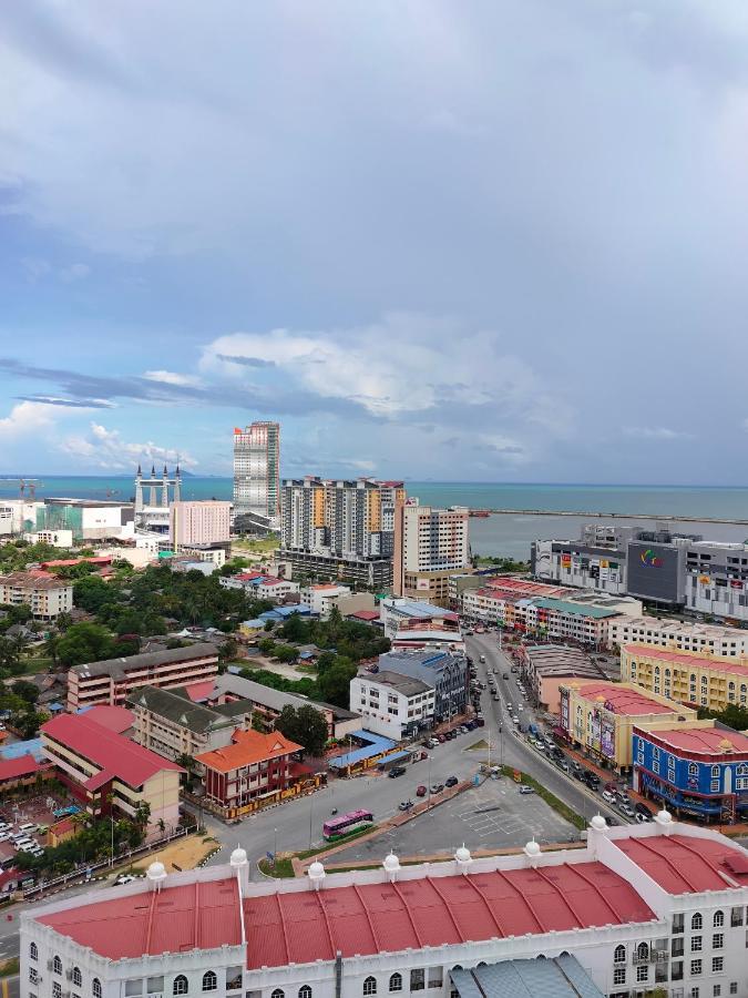 Homestay Hani Kuala Terengganu Esterno foto