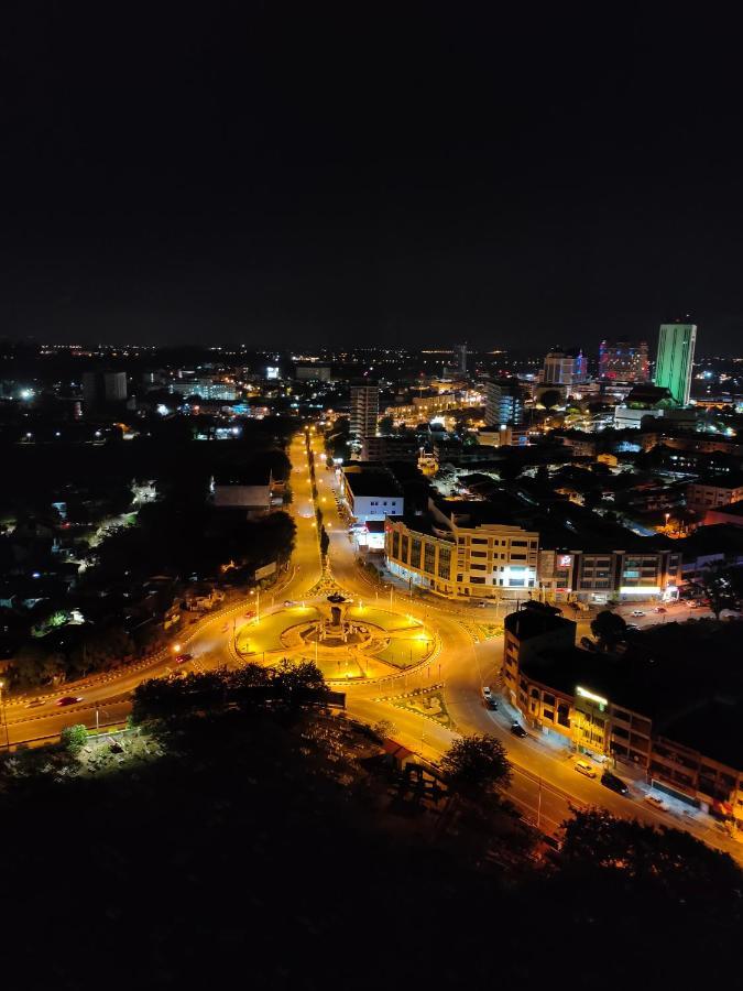 Homestay Hani Kuala Terengganu Esterno foto