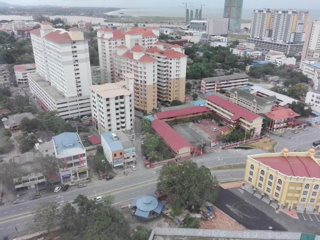 Homestay Hani Kuala Terengganu Esterno foto